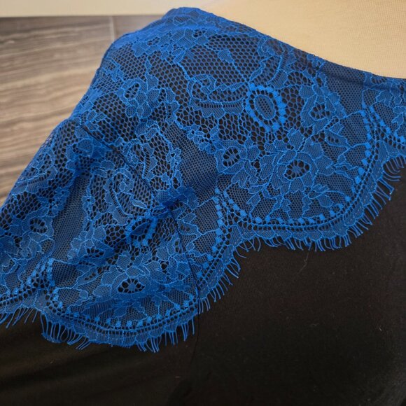 🖤 Dex Royal Blue Lace Yoke Black Top 2XL Plus Size EUC - Picture 2 of 3